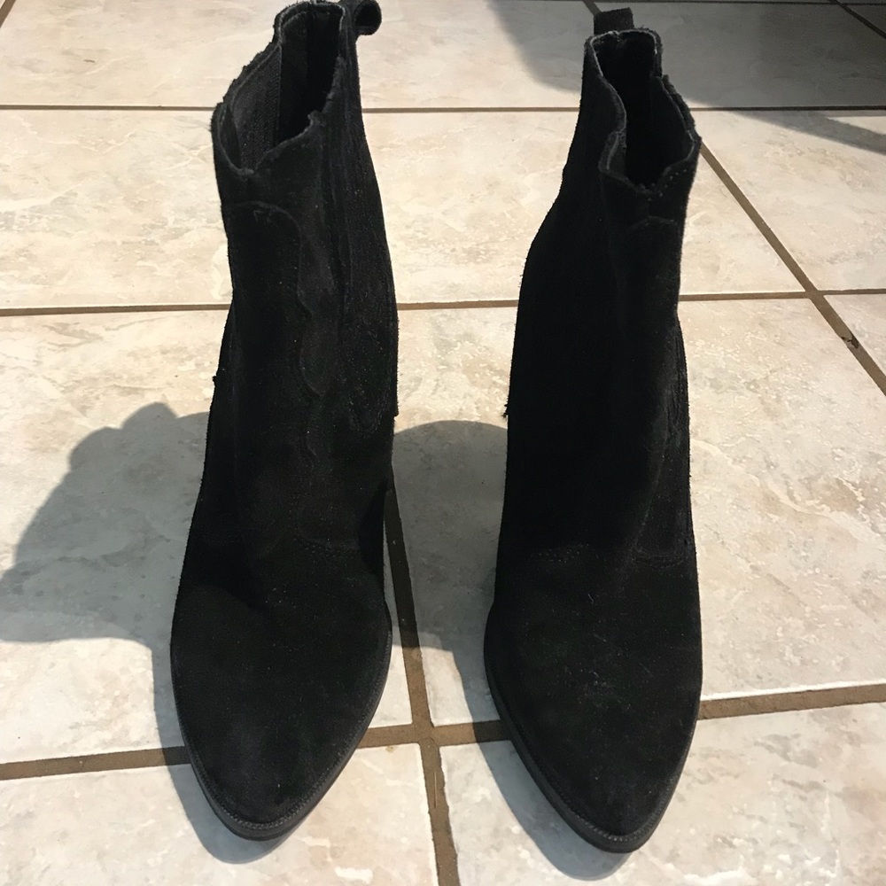 Dolce Vita suede booties - Picture 3 of 3